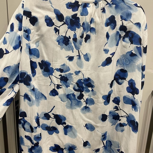 H&M blouse - Picture 3 of 5